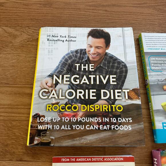 Lot of 4 Cookbooks Healthy Cooking Low Calorie Kewlbites Negative Calorie - Picture 3 of 9